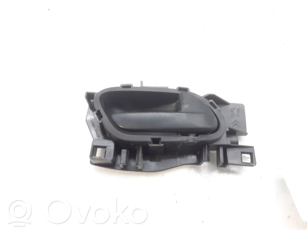 Peugeot Partner Front door interior handle 