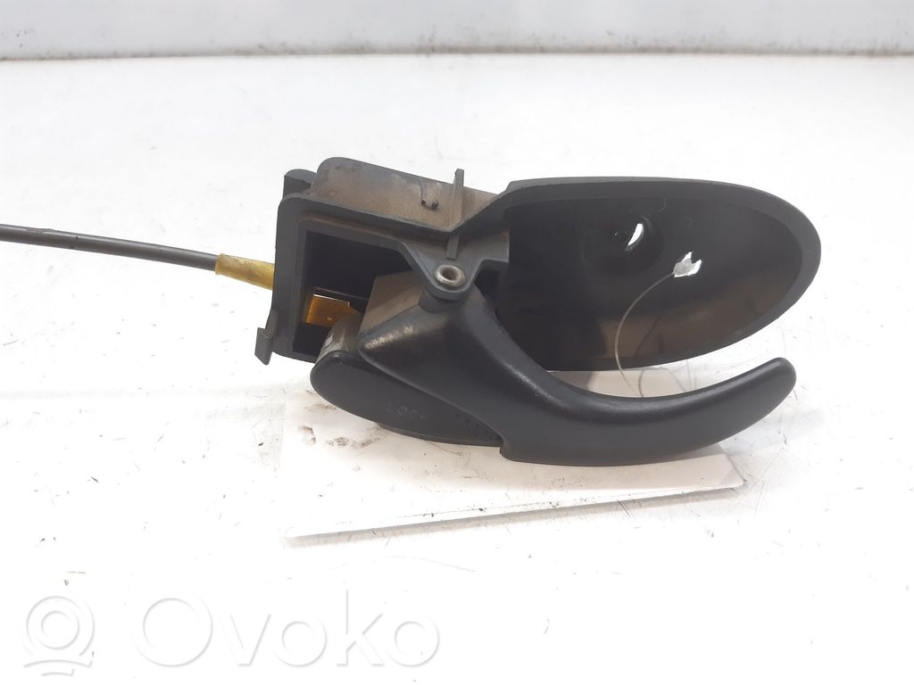 Manecilla interna puerta delantera   XS41A22601