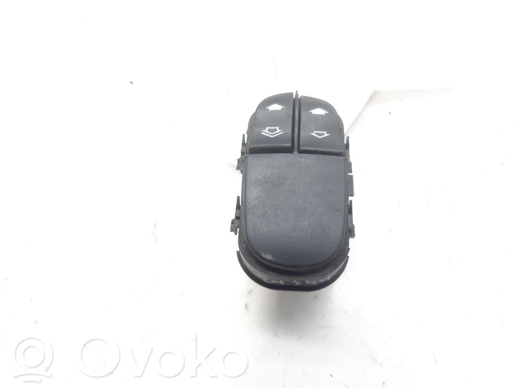 Ford Focus Electric window control switch 