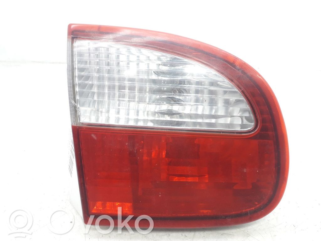 Daewoo Lanos Tailgate rear/tail lights 