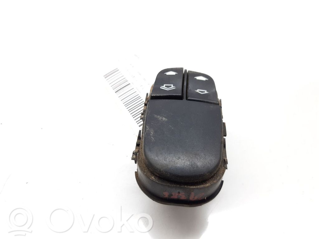 Ford Focus Interruptor del elevalunas eléctrico 
