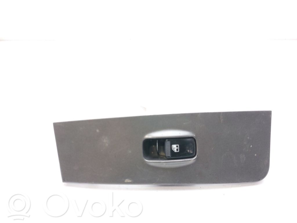 Hyundai Matrix Electric window control switch 