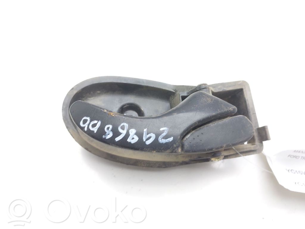 Manecilla interna puerta delantera   YC15V22600AB