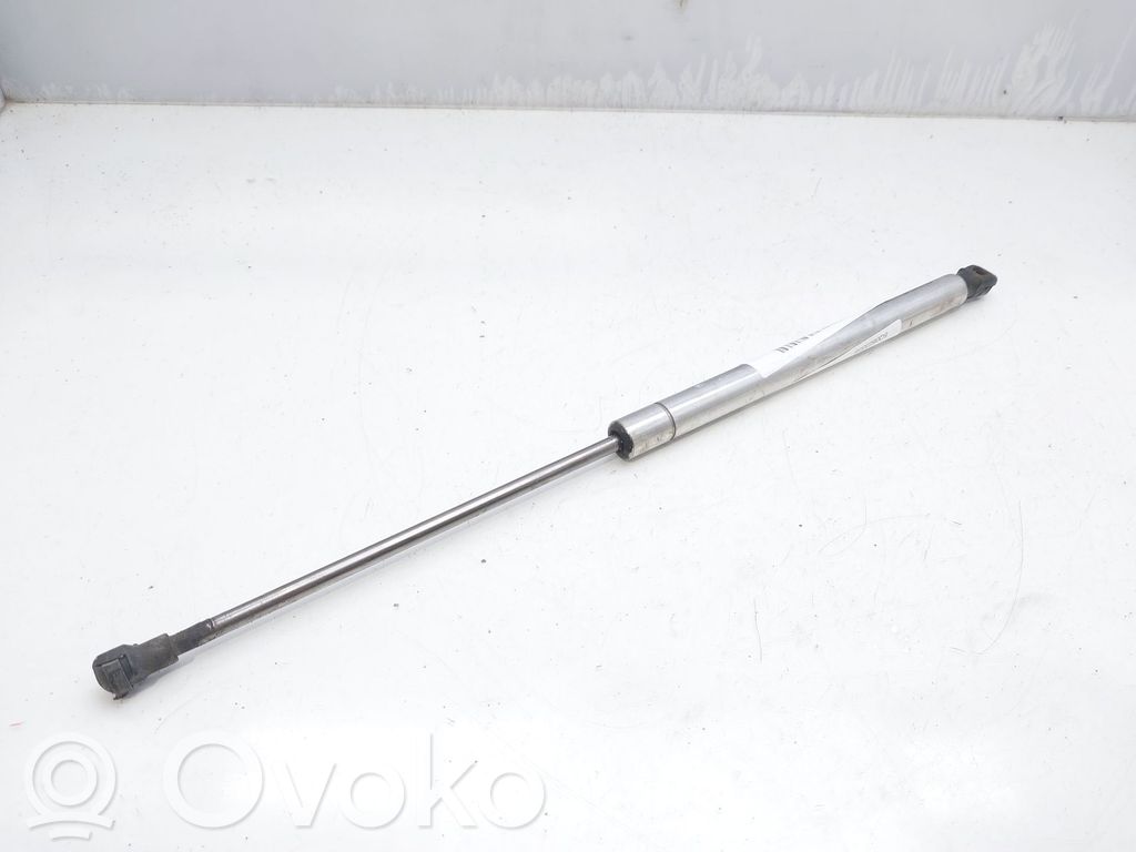 Siłownik maski przedniej   6Q0823359