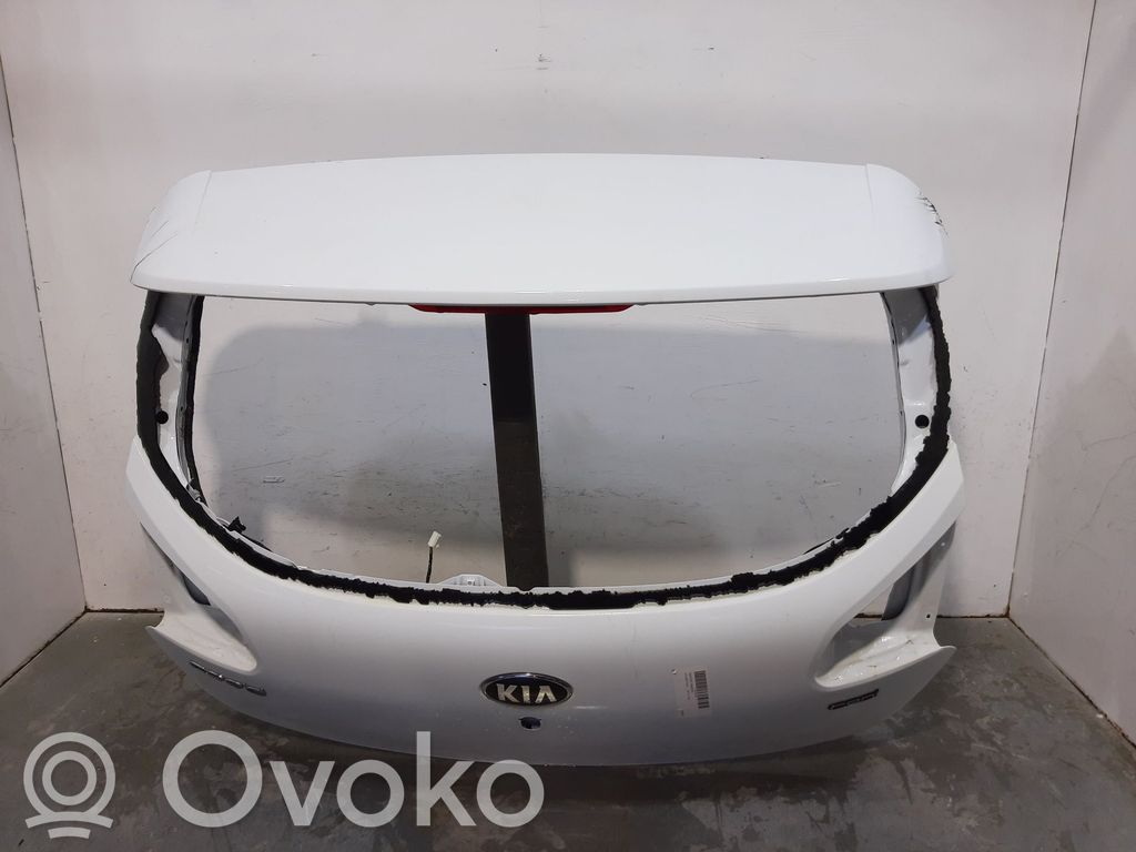KIA Ceed Aizmugurējais pārsegs (bagāžnieks) 