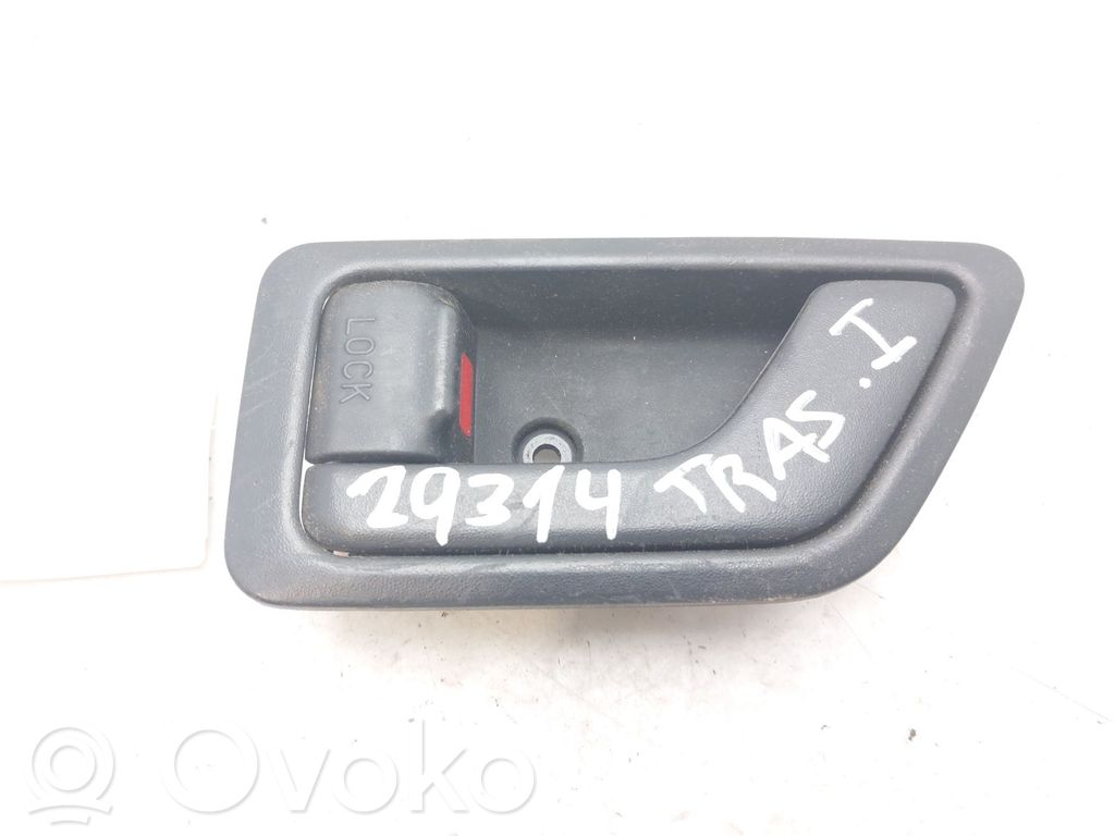 Hyundai Getz Manecilla interna puerta trasera 