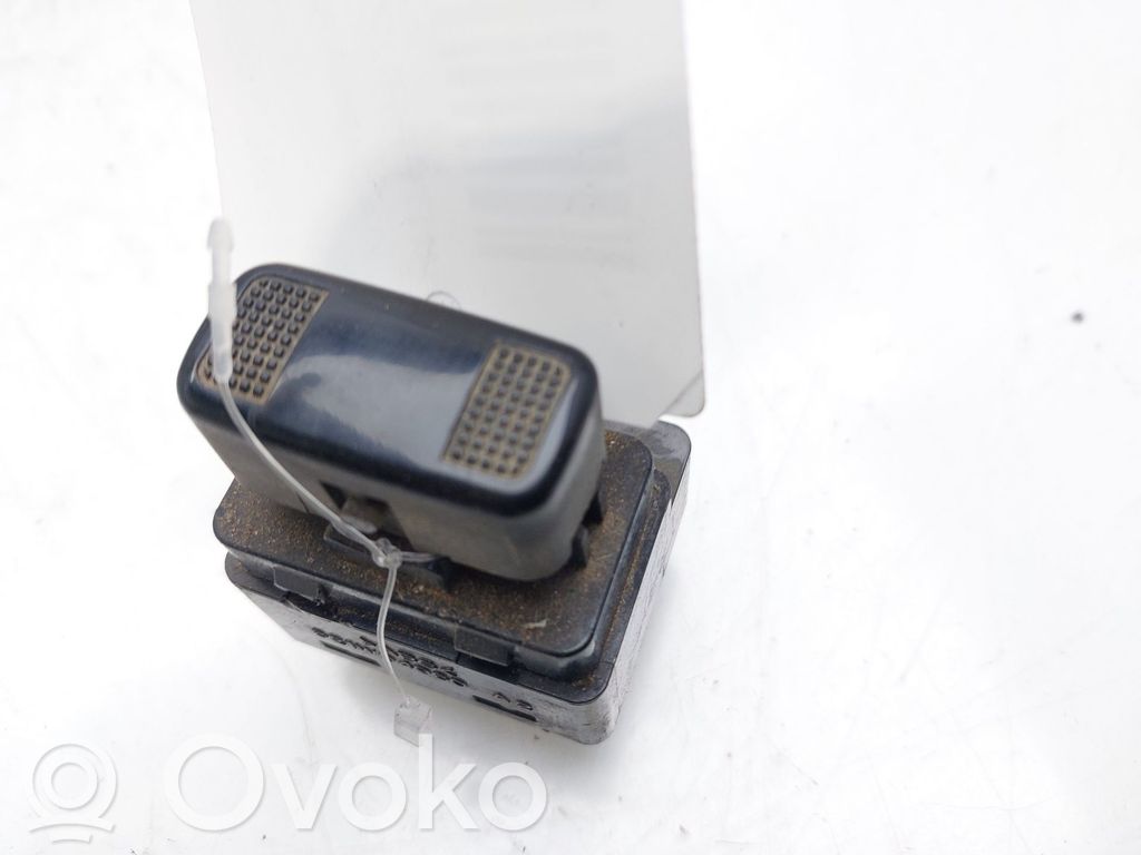 KIA Carnival Otros interruptores/perillas/selectores 