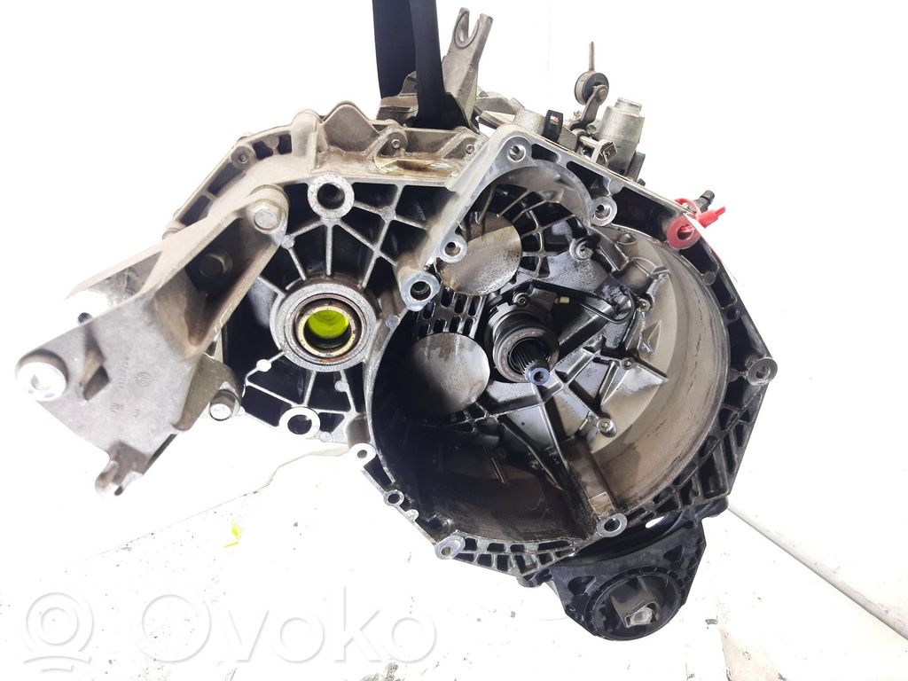 Opel Insignia A 5 Gang Schaltgetriebe 