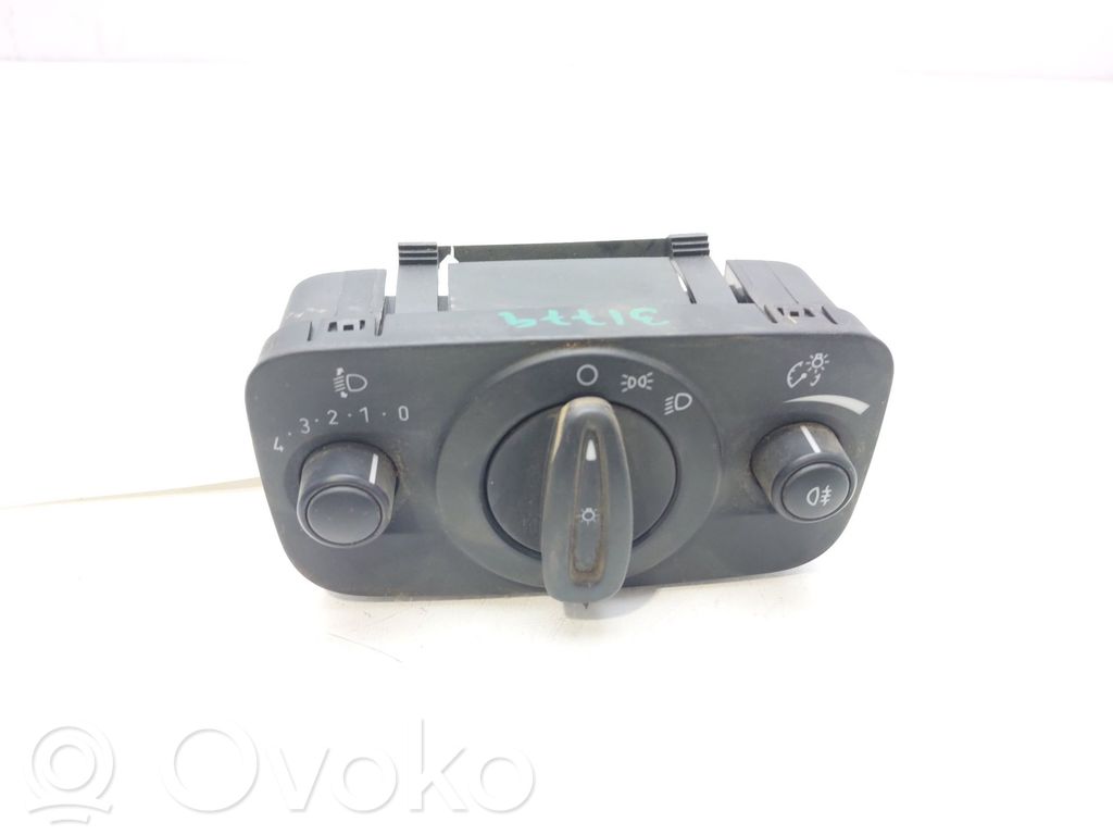 Interrupteur d’éclairage   C1BT13A024DB