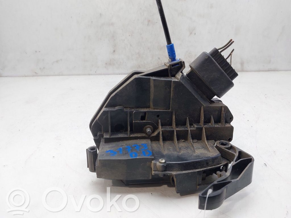 Ford Fiesta Zamek drzwi przednich 