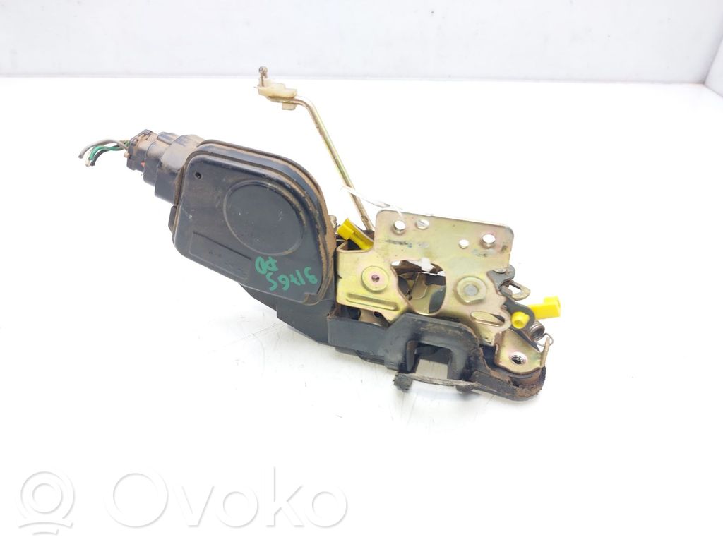 Etuoven lukko   813202E000