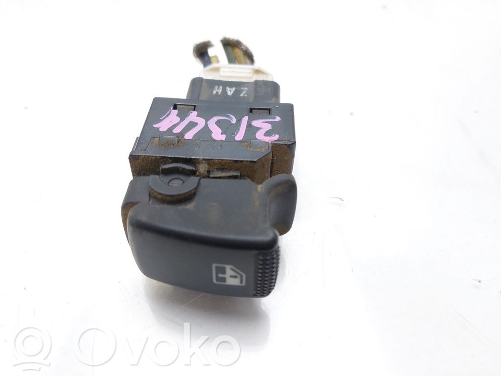 Hyundai Matrix Electric window control switch 