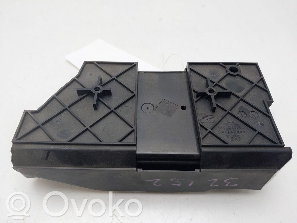 Seat Leon (1P) Sonstige Steuergeräte / Module 