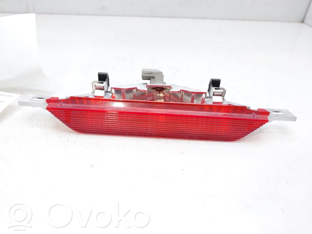 Toyota Corolla E120 E130 Third/center stoplight 
