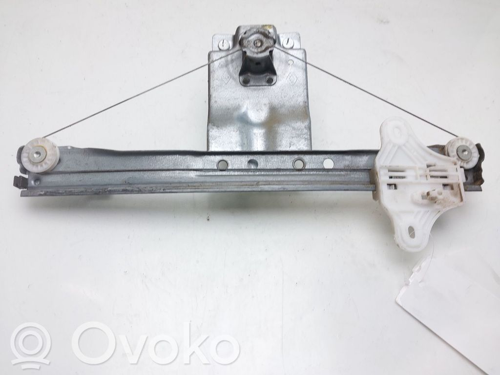 Renault Clio IV Alzacristalli manuale della portiera posteriore