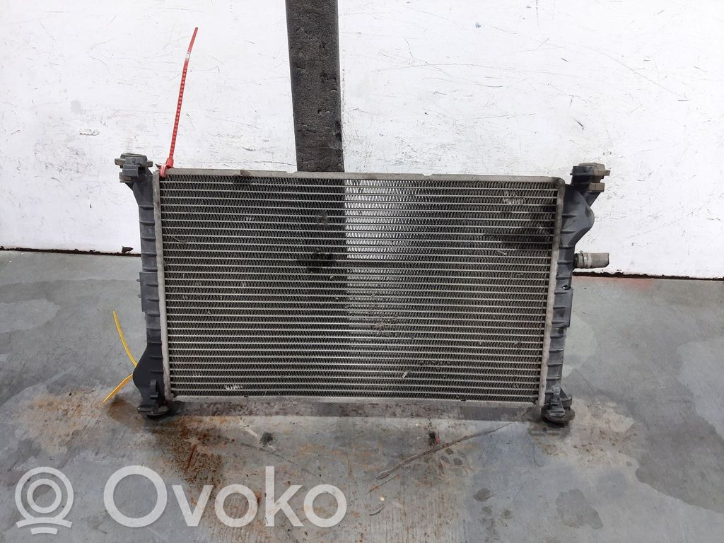 Ford Focus Dzesēšanas šķidruma radiators 