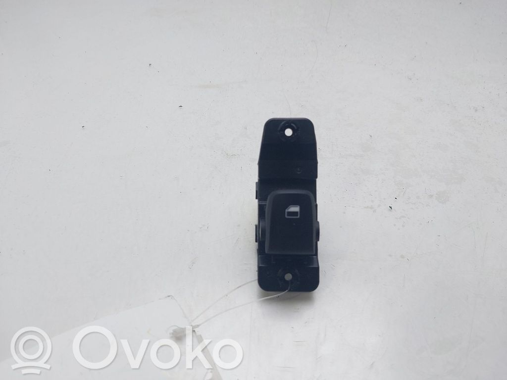 Hyundai Kona I Przyciski szyb 
