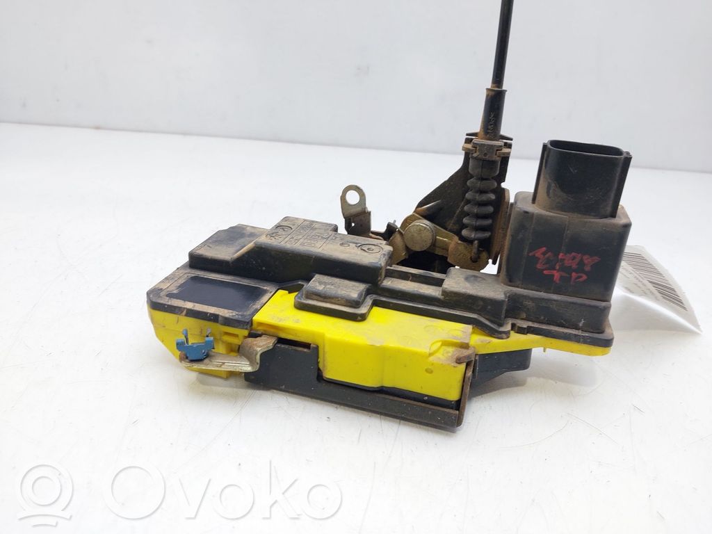 Volvo XC70 Rear door lock 