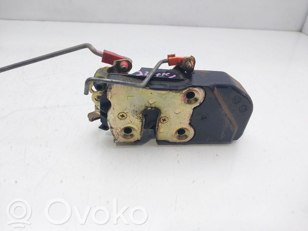 Chrysler PT Cruiser Etuoven lukko 