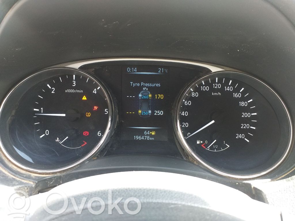 Nissan X-Trail T32 Vitezometru (grup de instrumente) 