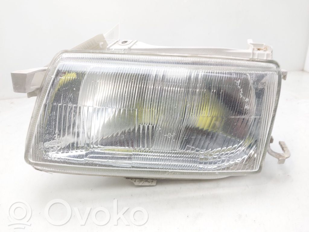 Opel Astra F Etu-/Ajovalo 
