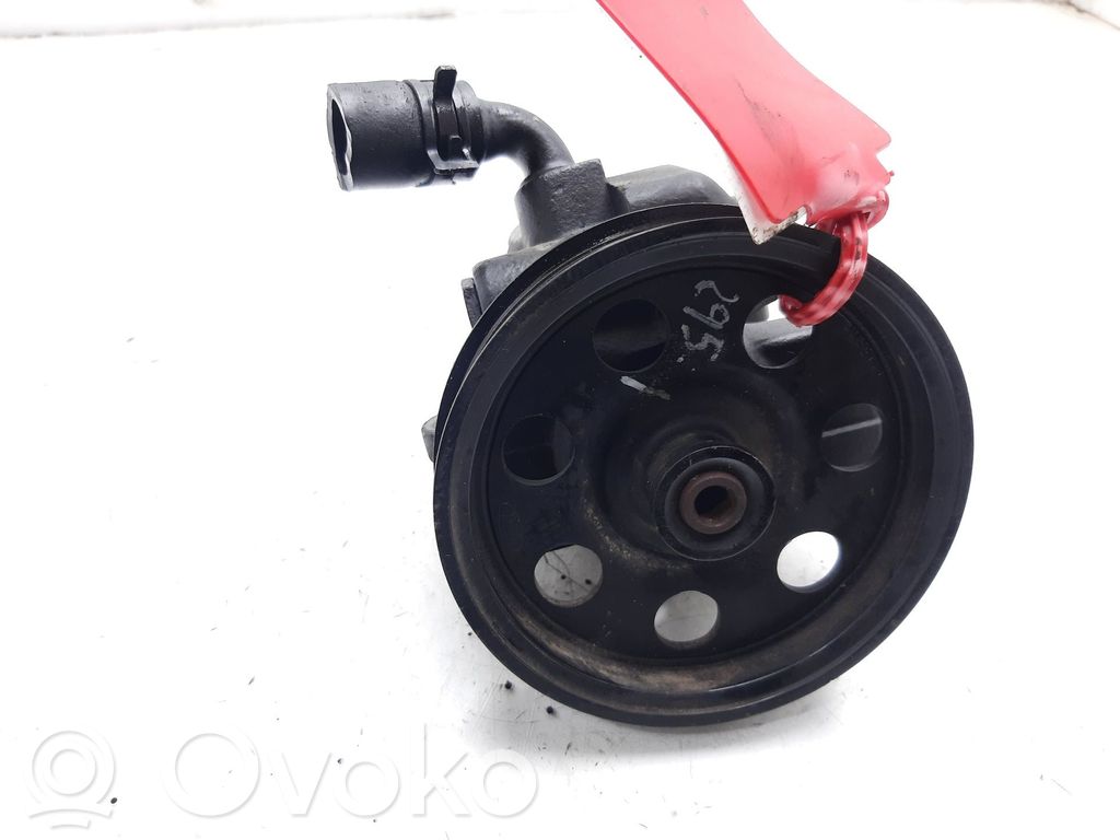 Ford Focus Power steering pump 