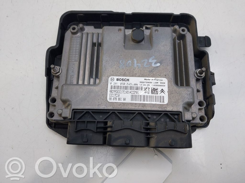 Moottorin ohjainlaite/moduuli   9807886180