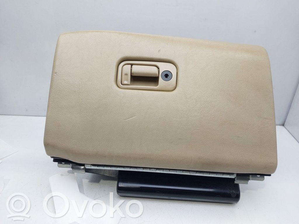 Hansikaslokero   XR835406015AB