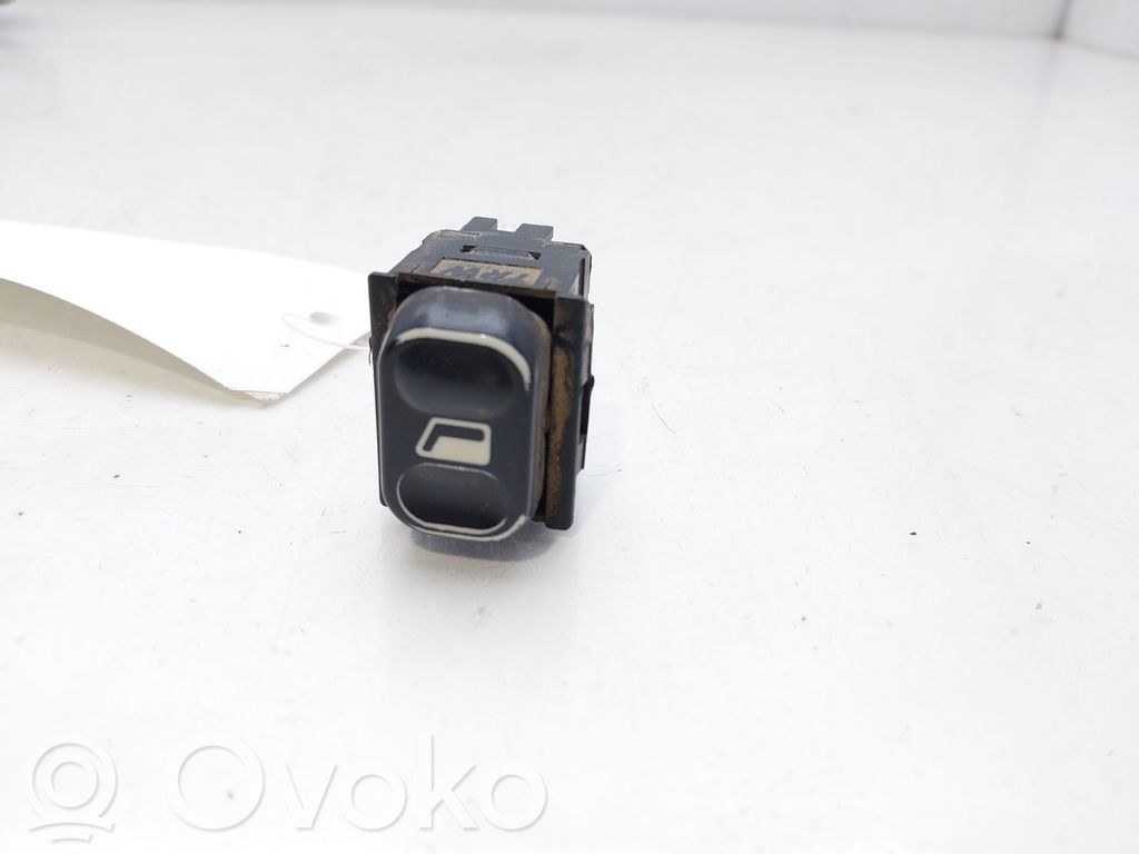 Citroen Berlingo Electric window control switch 