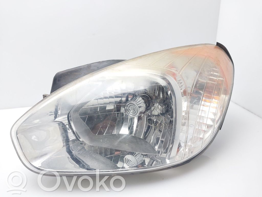 Hyundai Accent Phare frontale 