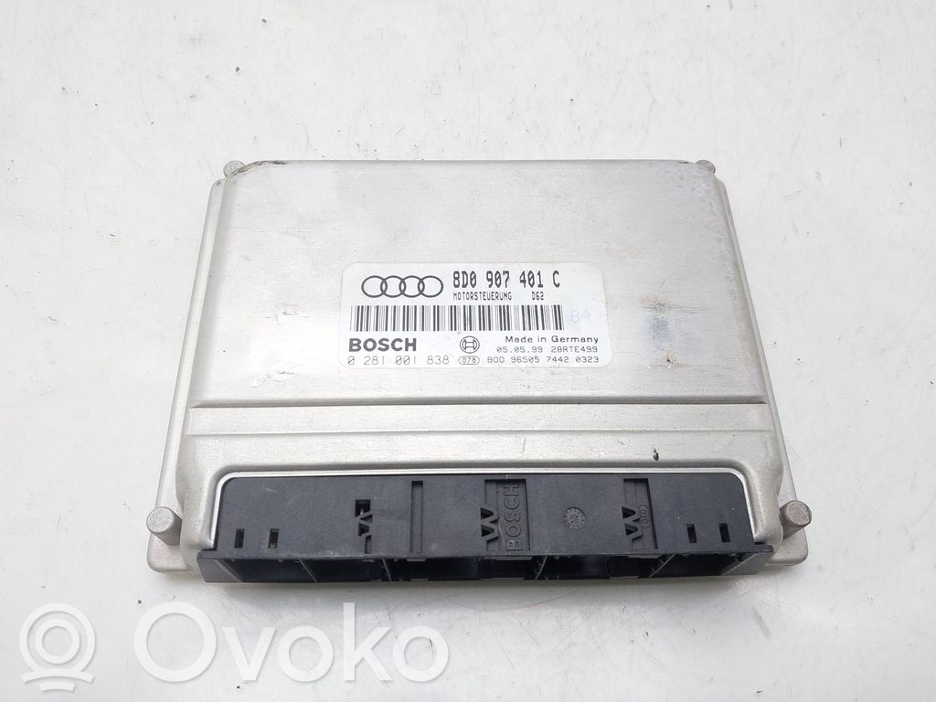 Sterownik / Moduł ECU   8D0907401C