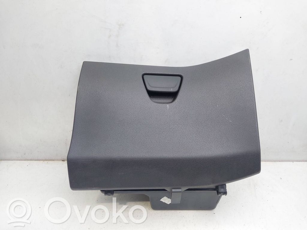 Handschuhfach   8A61A06010A