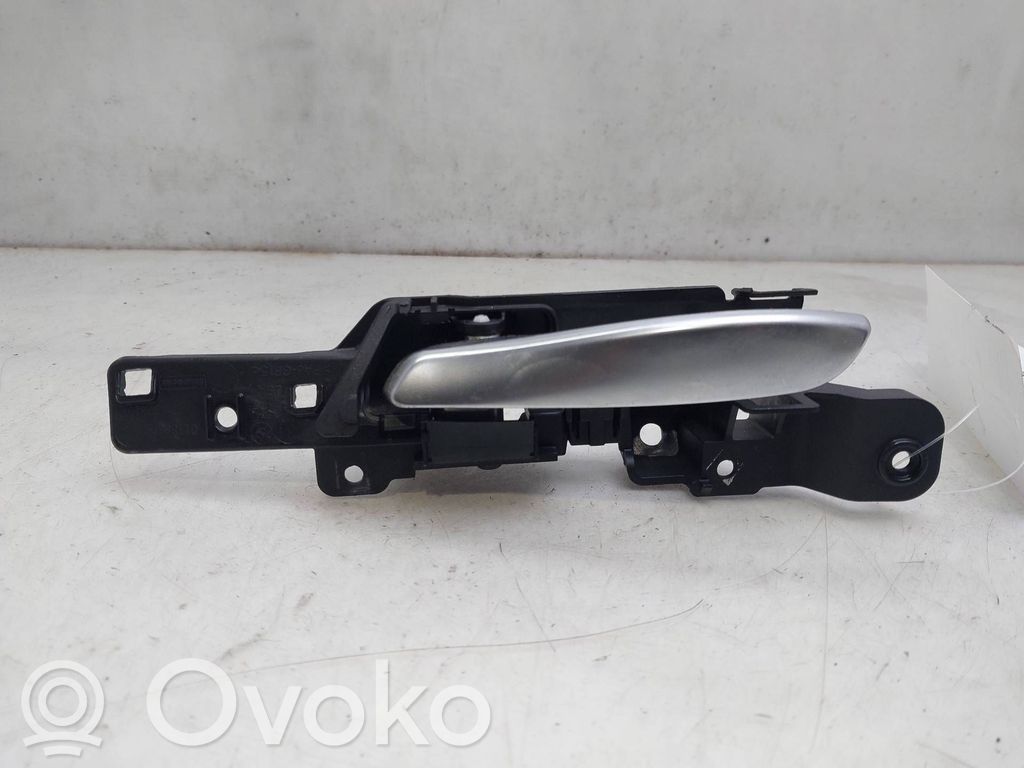 BMW X6 E71 Manecilla interna puerta trasera 