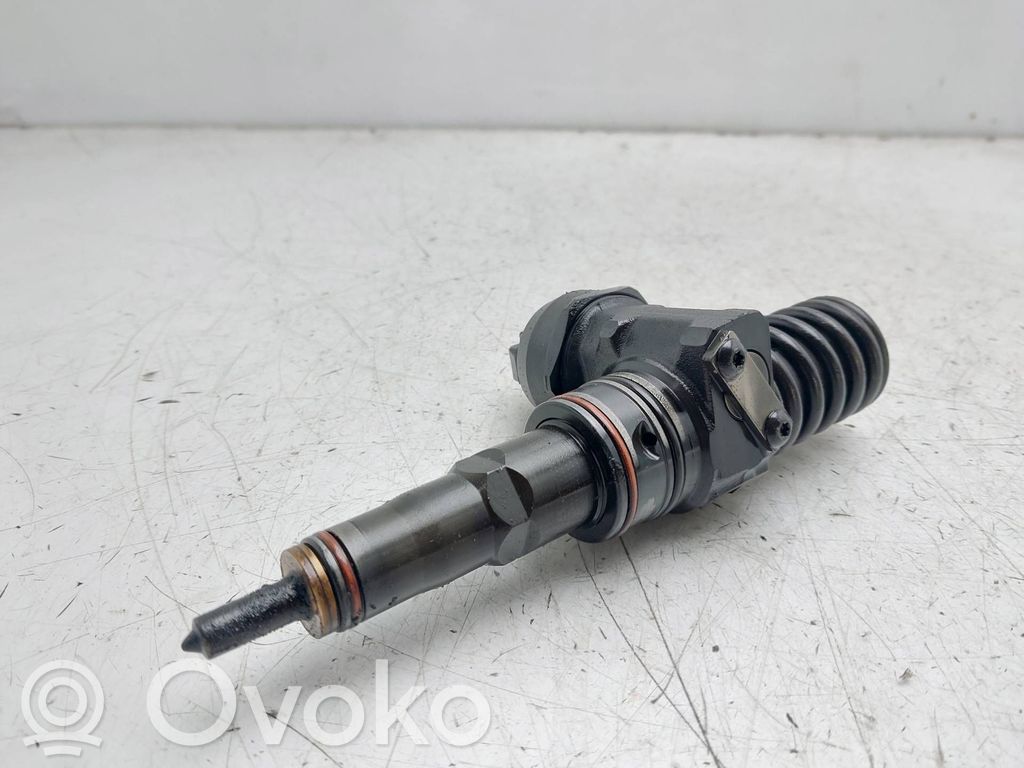 Inyector de combustible   0414720037