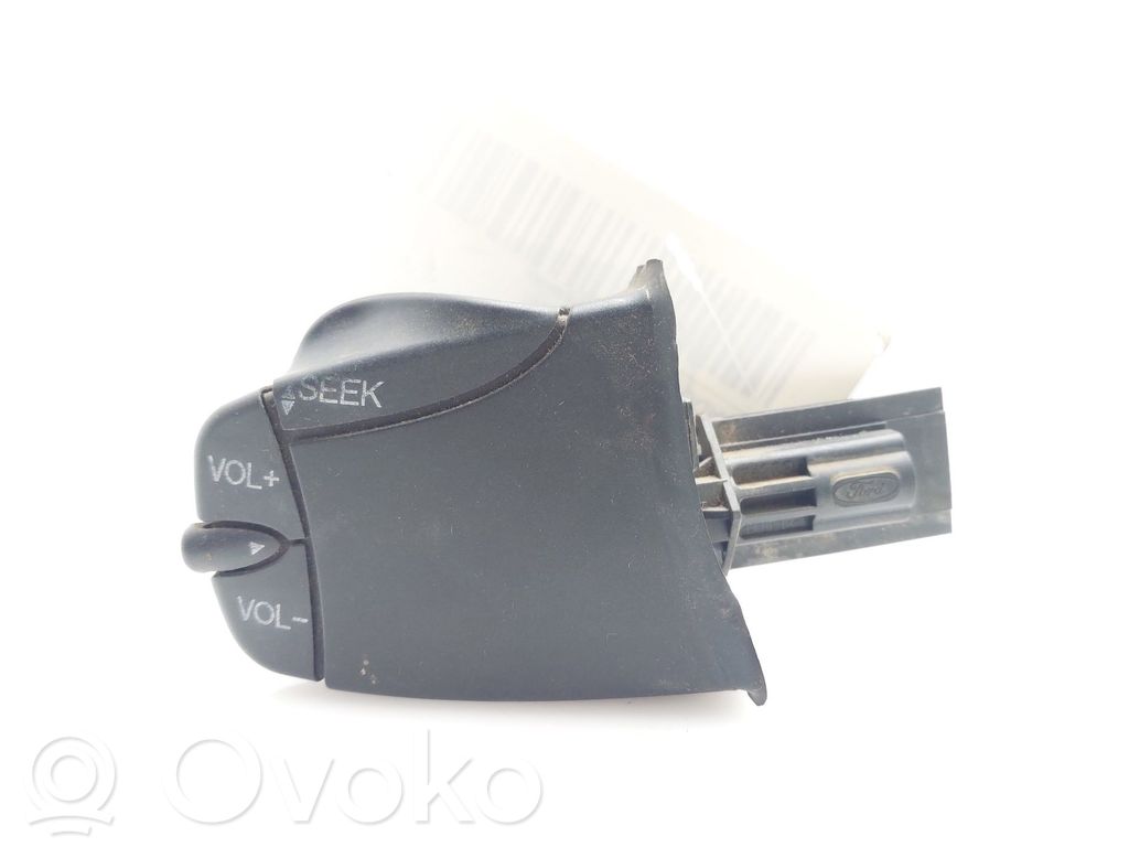 Ford Fiesta Multifunctional control switch/knob 