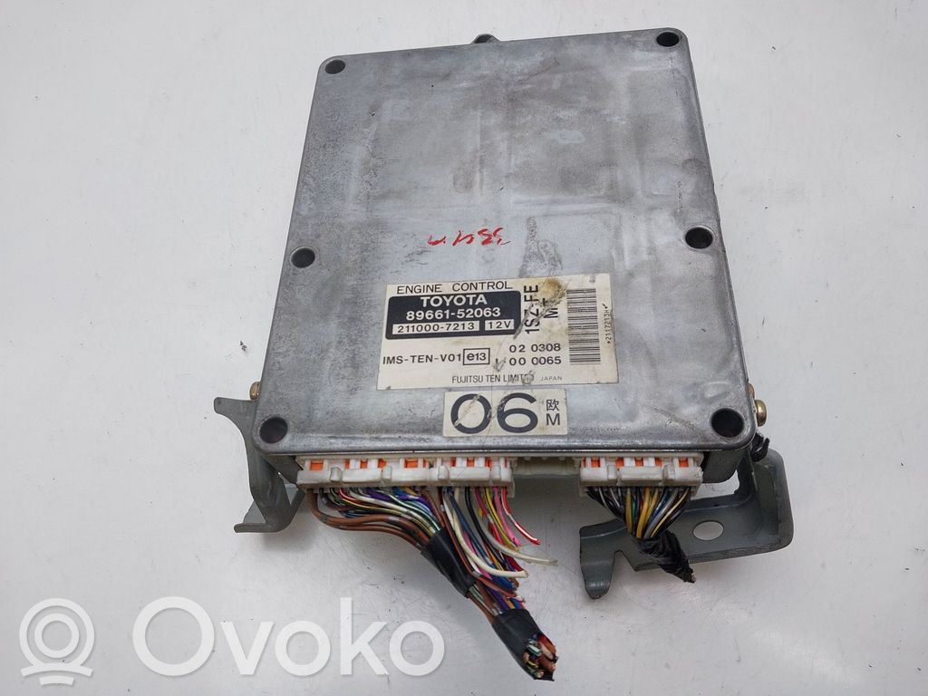 Toyota Yaris Motorsteuergerät/-modul 