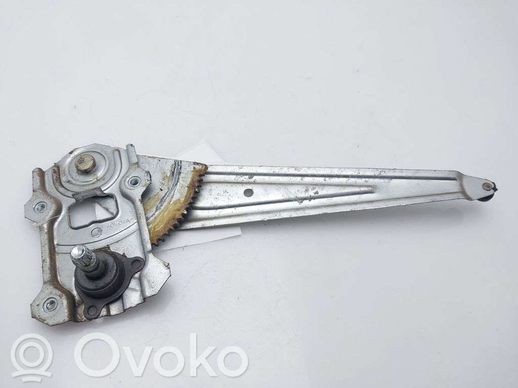 Toyota Yaris Ręczny podnośnik szyby drzwi tylnych 