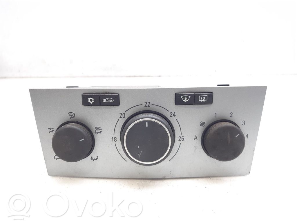 Opel Astra H Panel klimatyzacji 