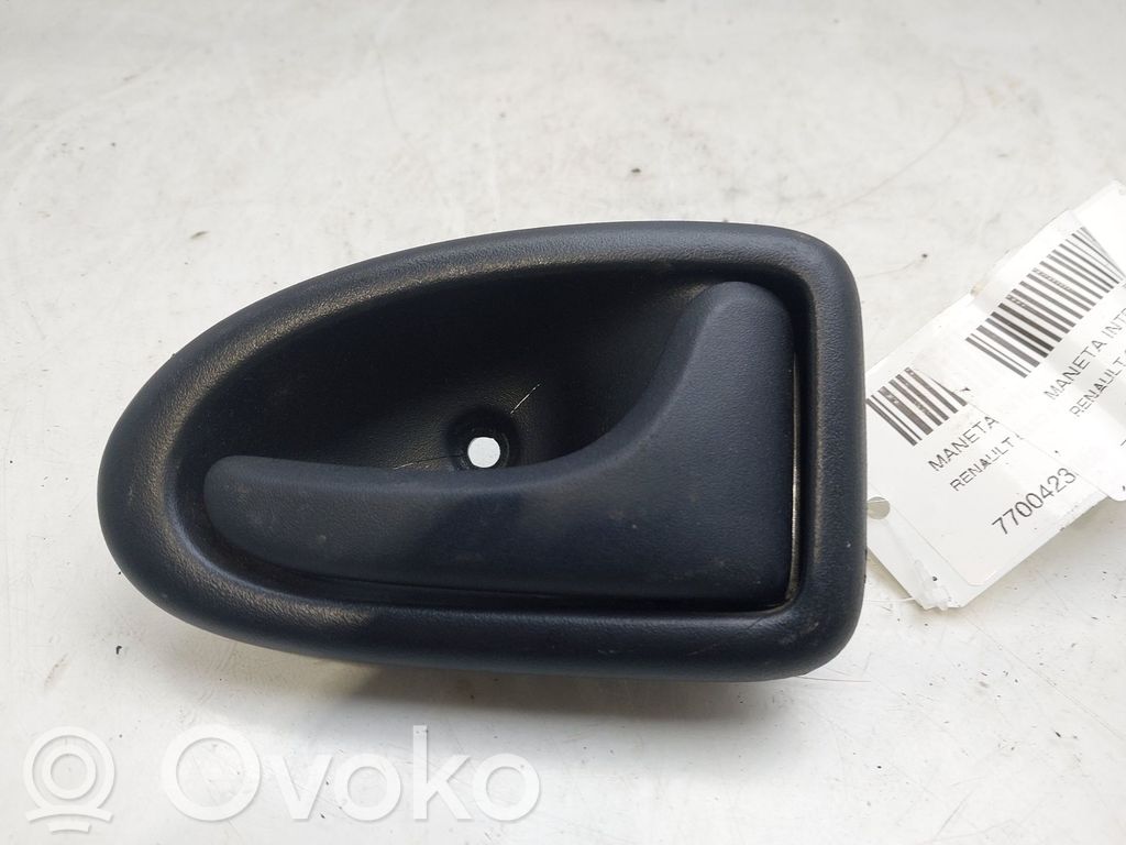 Renault Clio II Manecilla interna puerta trasera 