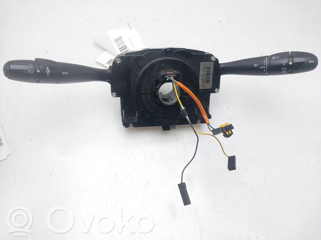 Citroen C3 Interruptores/botones de la columna de dirección 