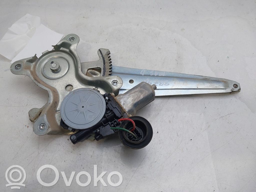 Toyota RAV 4 (XA30) Macara geam spate manuală