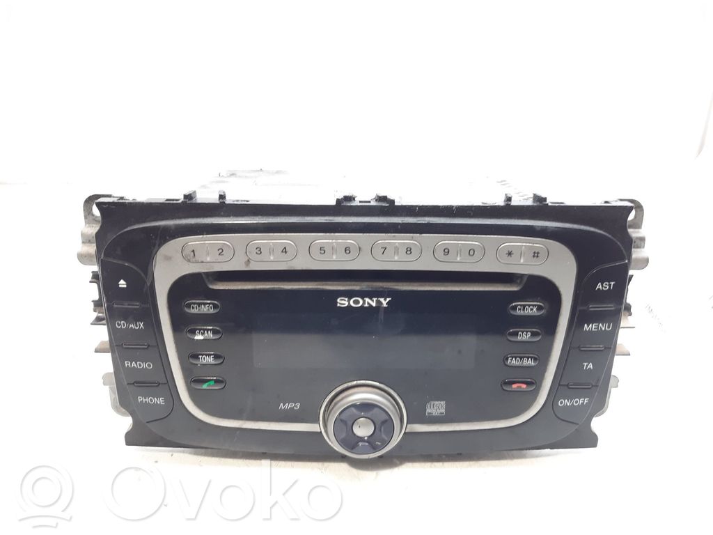 Ford Focus Radio / CD-Player / DVD-Player / Navigation 