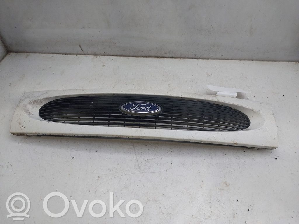 Ford Fiesta Etusäleikkö 