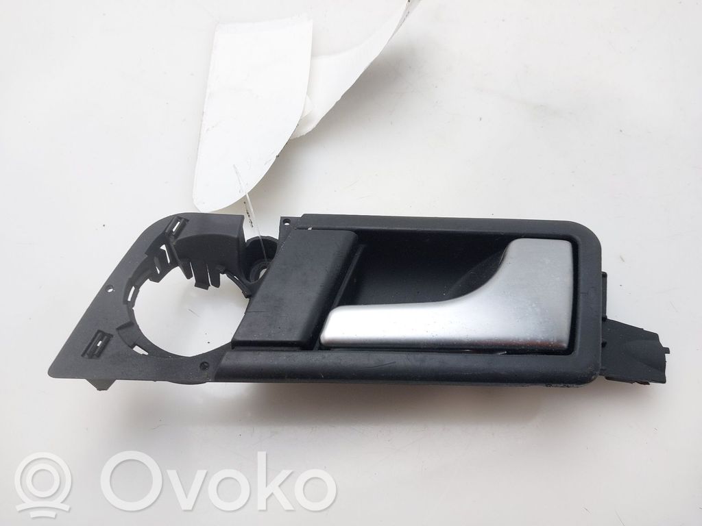 Audi A2 Manecilla interna puerta trasera 