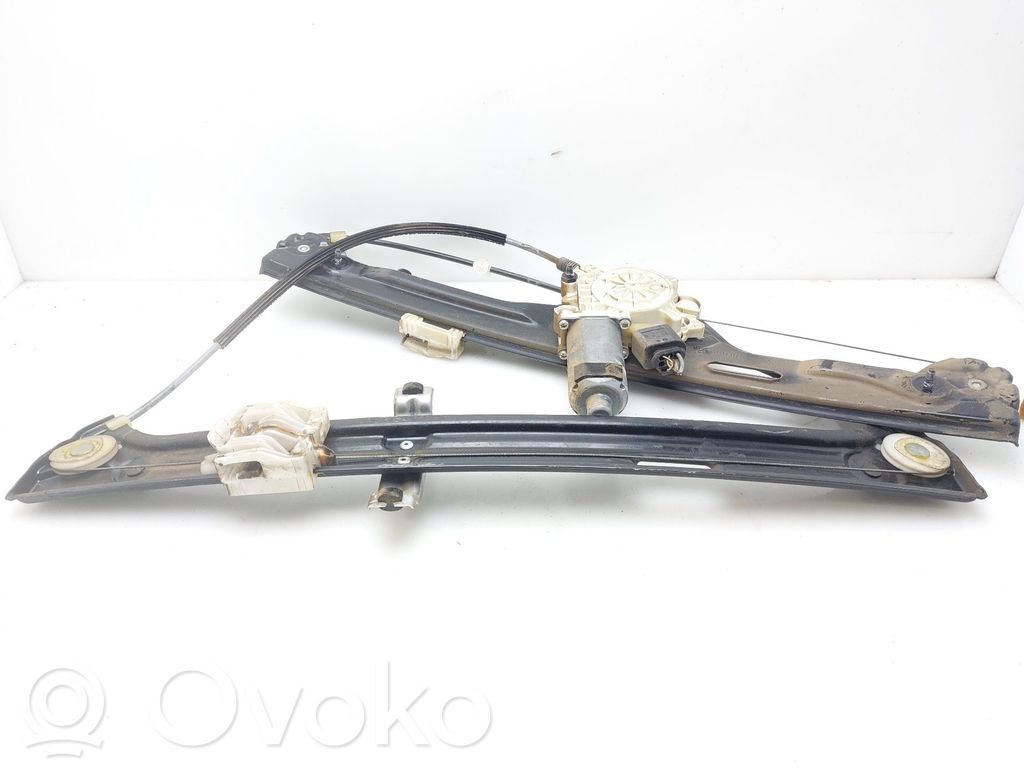 Mécanisme de lève-vitre avec moteur   51337166380