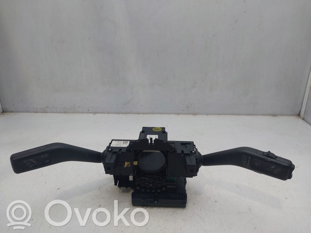 Boutons / interrupteurs volant   3C5953507A