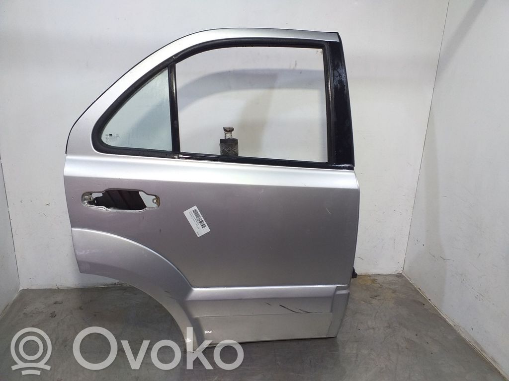 KIA Sorento Galinės durys 