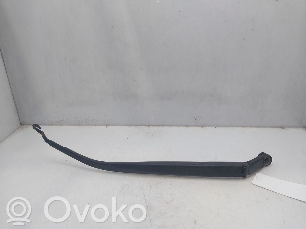 Toyota Auris E180 Wischerarm vorne 