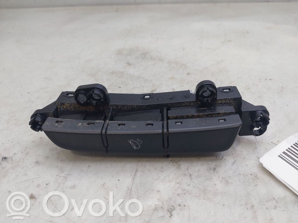 Hyundai Kona I Interruptor de control multifunción 