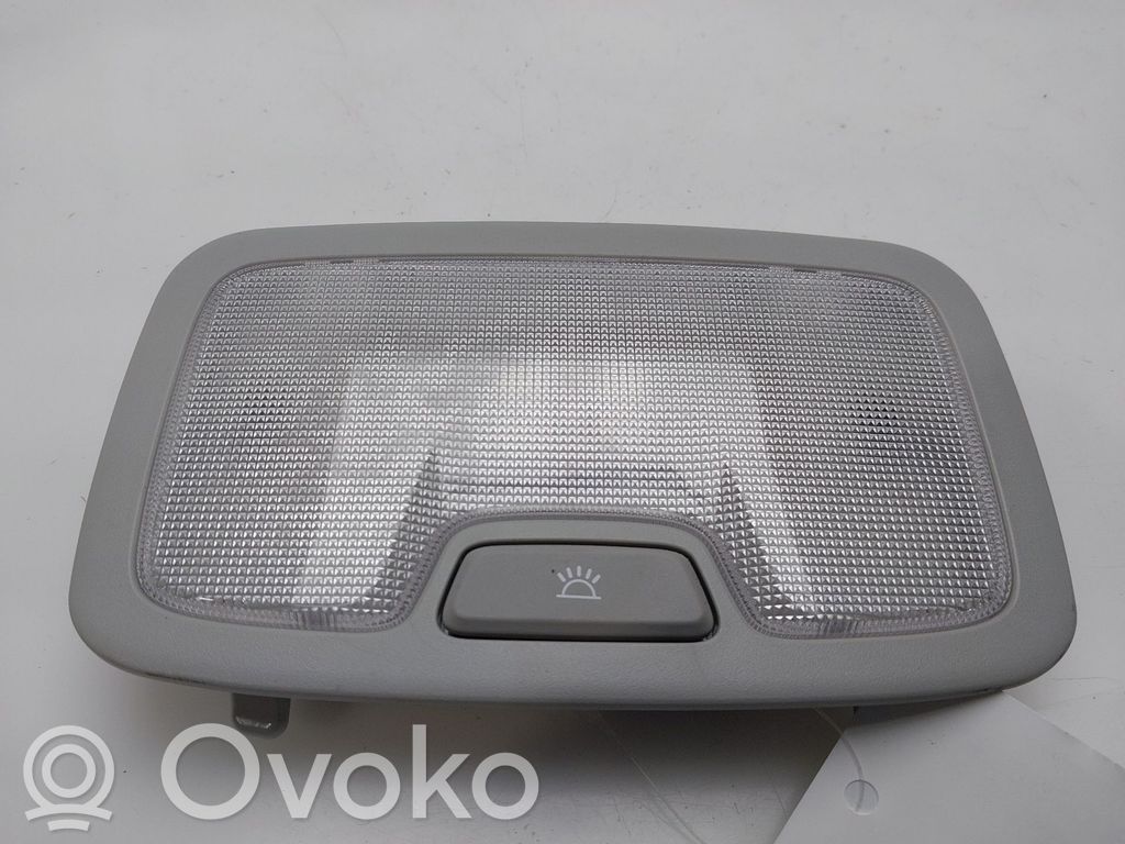KIA Niro Etuistuimen valo 